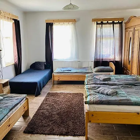 Apartment Kontyos Vendeghaz *